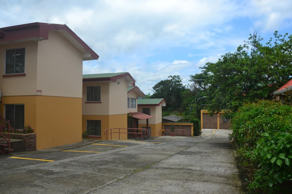 Hotel La Villa Quesada  Eksteriør bilde