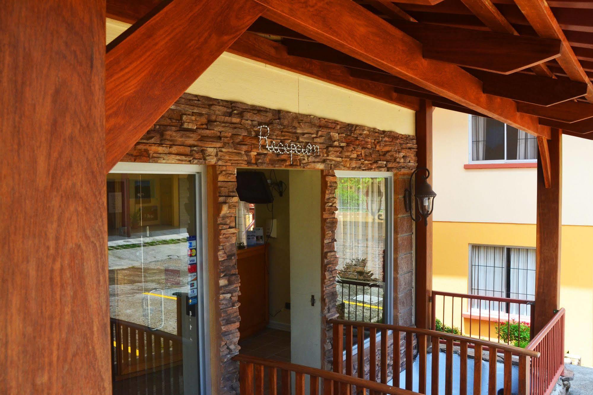 Hotel La Villa Quesada  Eksteriør bilde